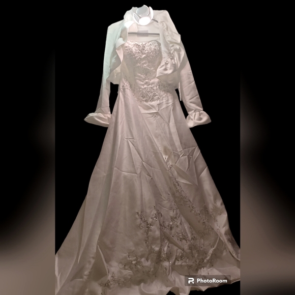 Custom Wedding Dress with Train and Emroided Sequined Bodice - Picture 1 of 5